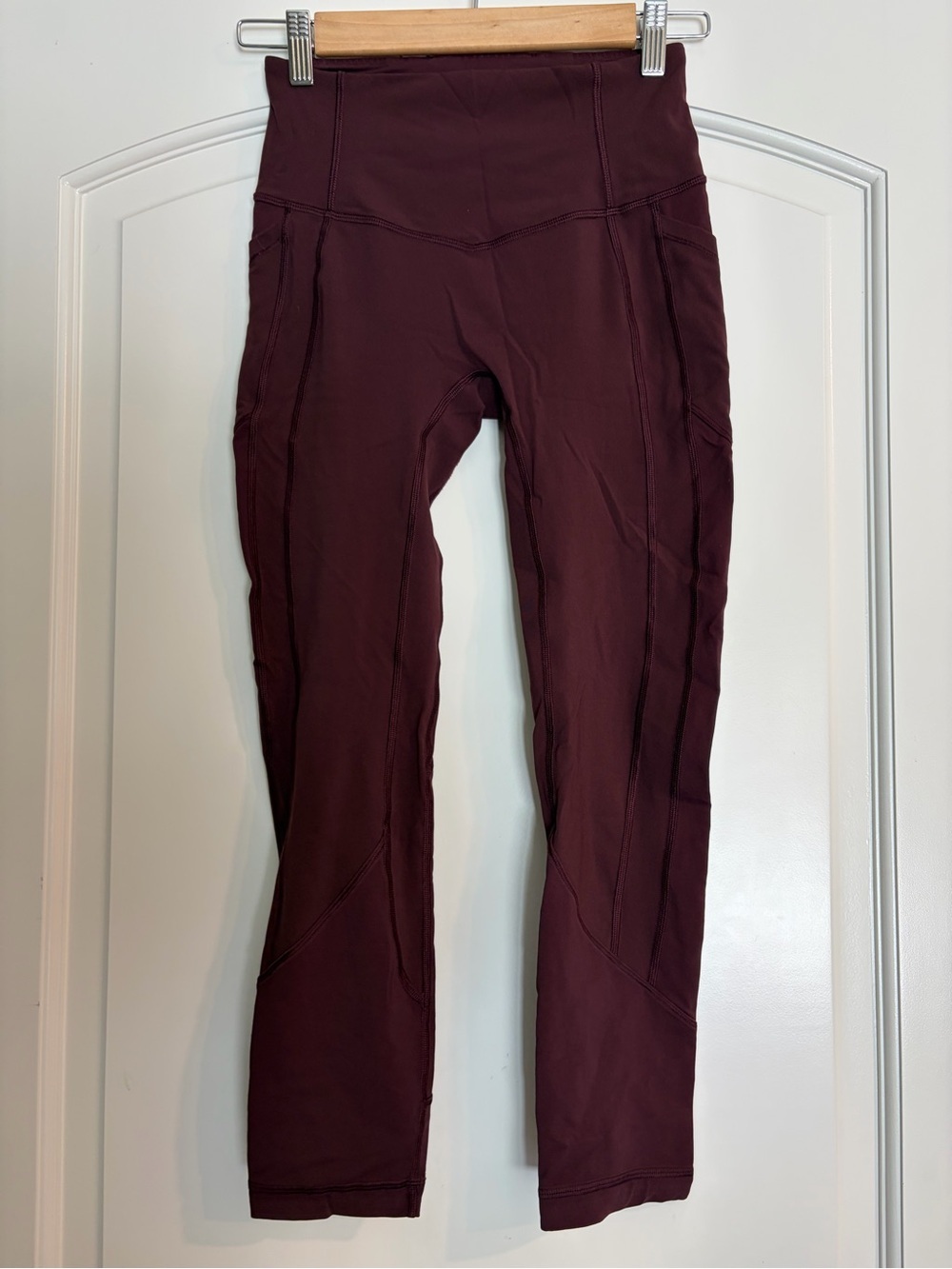 Lululemon All the Right Places Activewear Leggings  Size 4 EUC